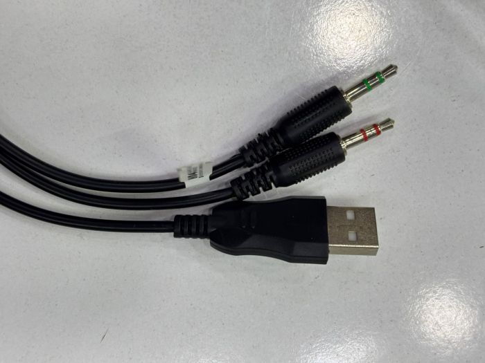 Qulaqlıq "R8 H04 RGB Gaming Headset"